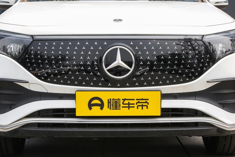 Mercedes-Benz EQA - фото 10
