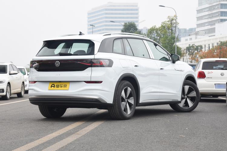 Volkswagen ID.6 X - фото 7
