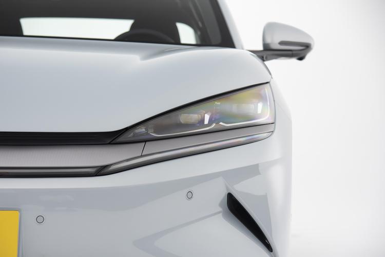 BYD Qin L EV - фото 11