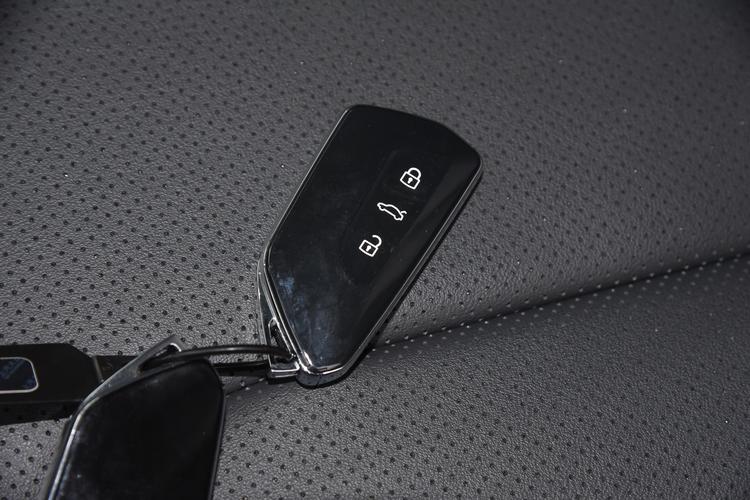 Volkswagen ID.6 X - фото 10