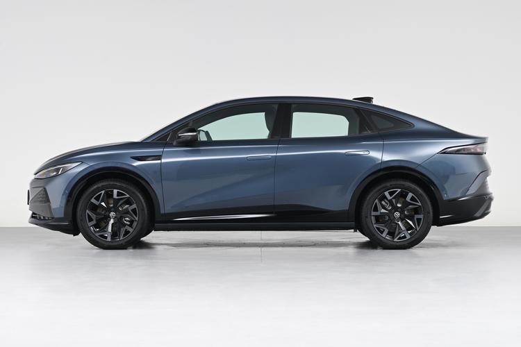 Volkswagen ID.UNYX 07 - фото 4