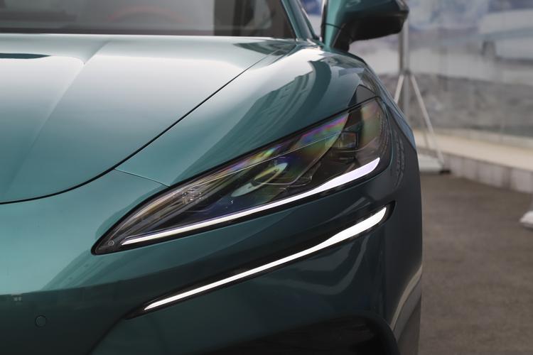 Denza Z9 GT EV - фото 12