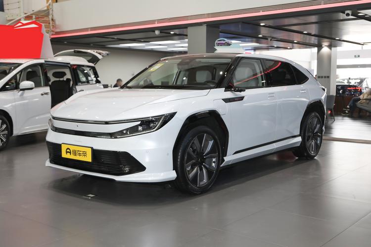Honda P7 - фото 1