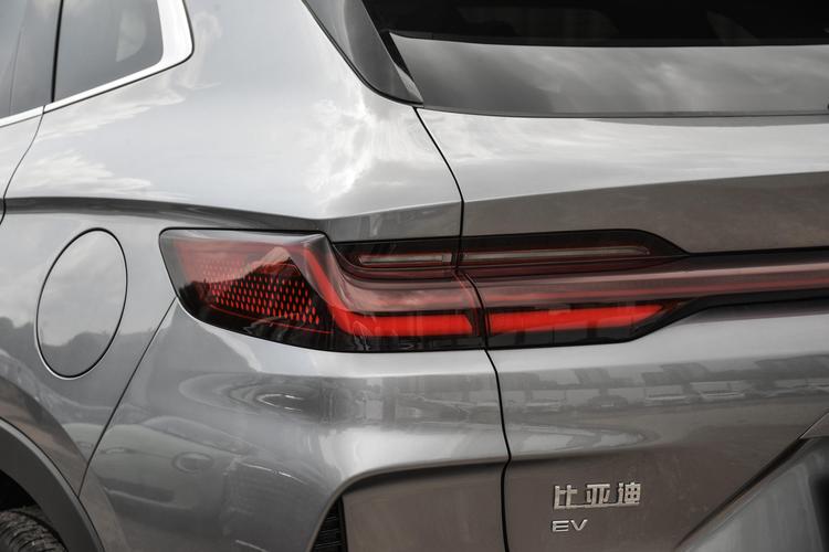 BYD Song PLUS EV - фото 12