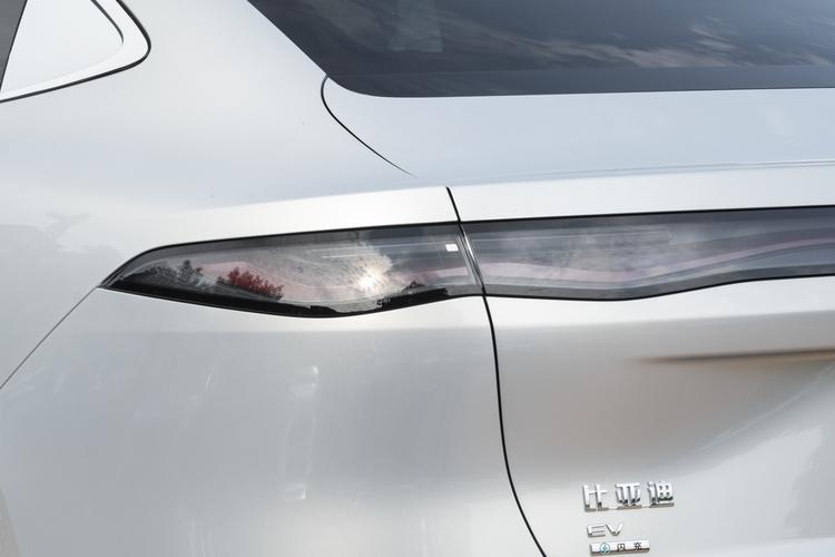 BYD Seal 08 EV - фото 12