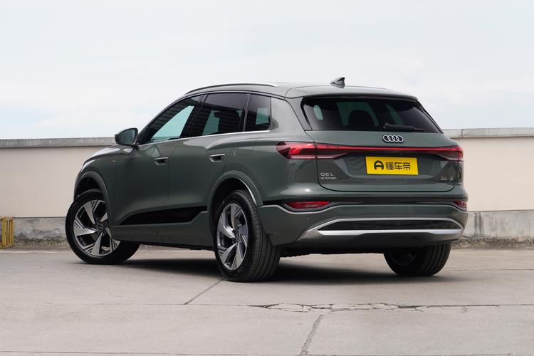 Audi Q6L e-tron - фото 5