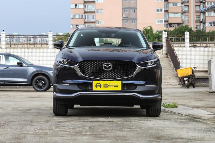 Mazda CX-30 EV - фото 2