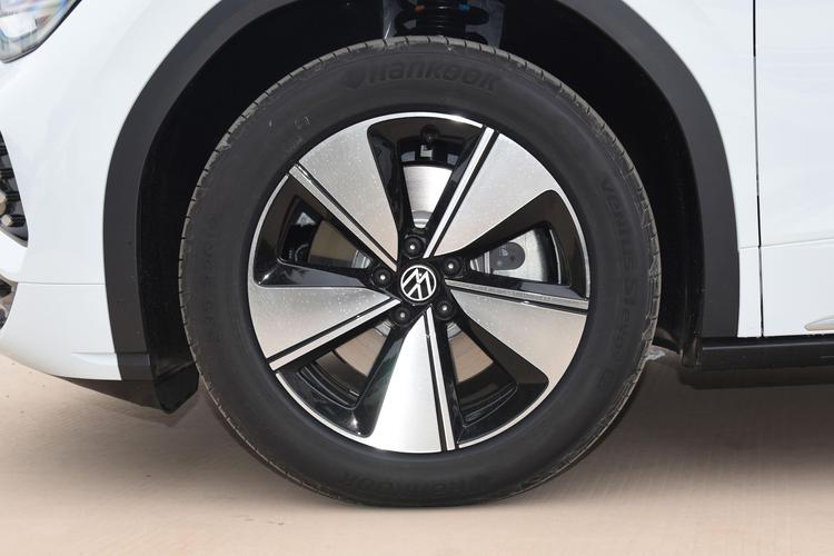 Volkswagen ID.6 X - фото 9