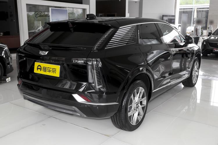 Cadillac Optiq - фото 7