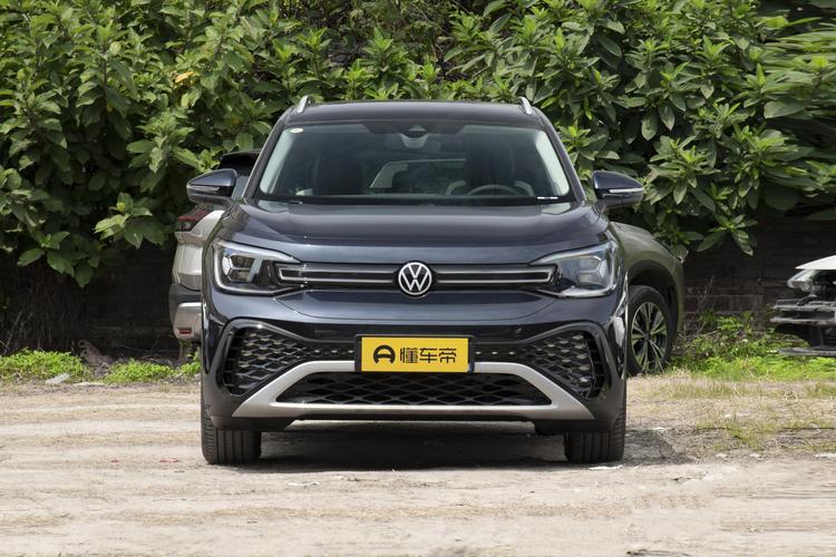 Volkswagen ID.6 CROZZ - фото 2