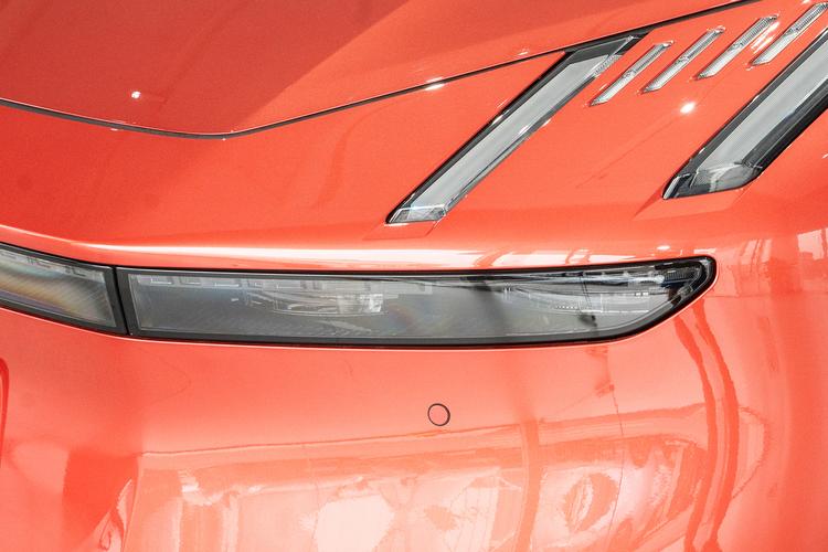 Lynk Z10 - фото 12