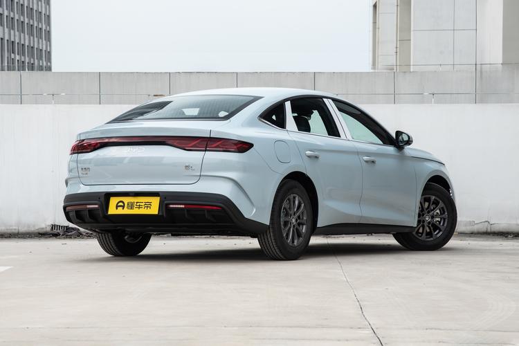 BYD Qin L DM - фото 7