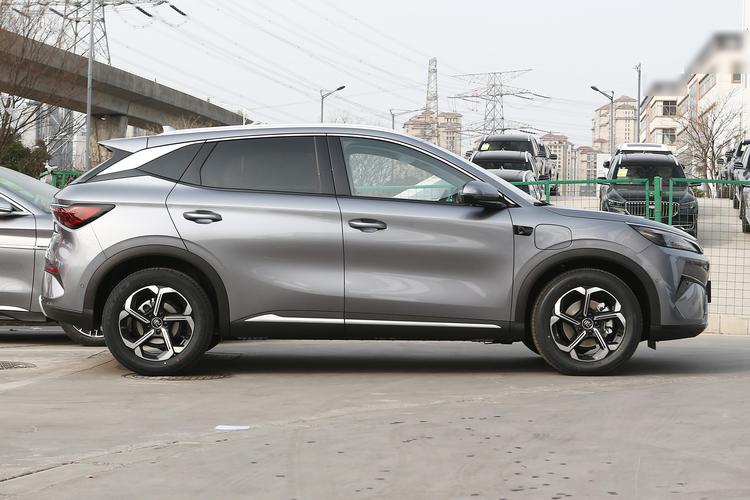 BYD Yuan PLUS - фото 9