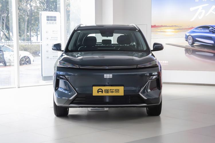 Geely Starship 7 EM-i - фото 2