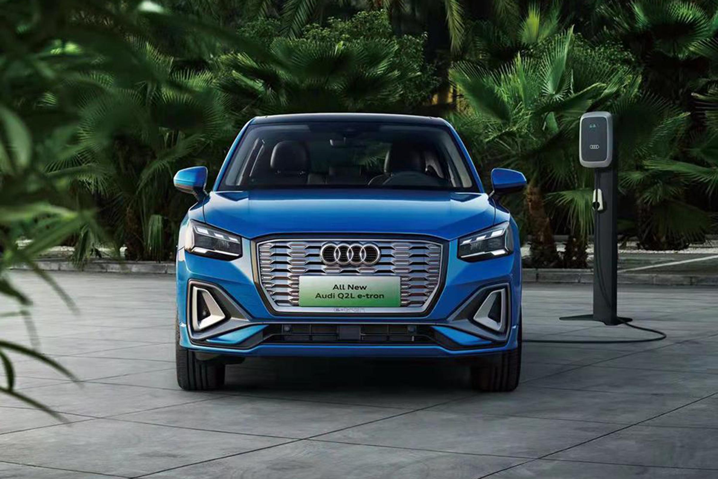 Audi Q2L e-tron