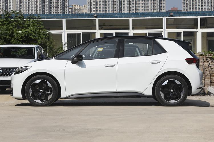 Volkswagen ID.3 - фото 4