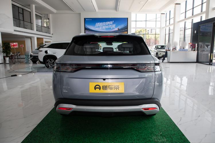 BYD Song Ultra EV - фото 6