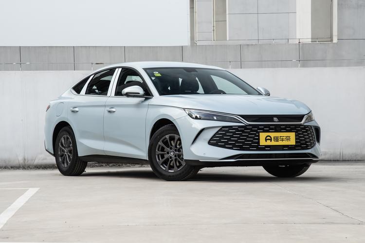 BYD Qin L DM - фото 3