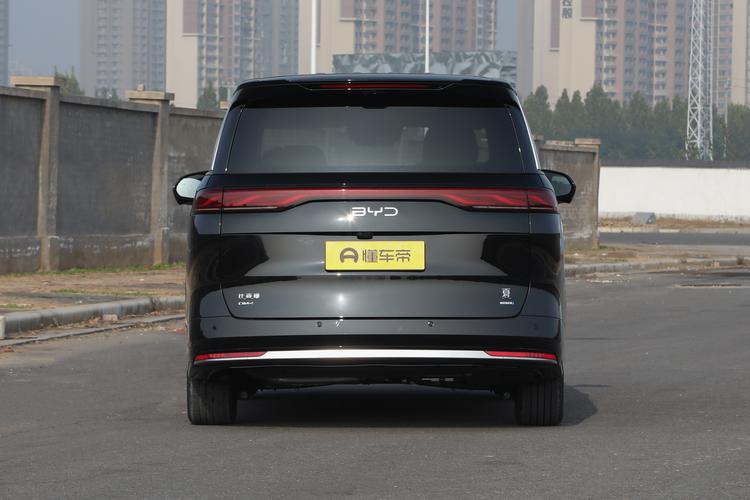 BYD Xia - фото 6