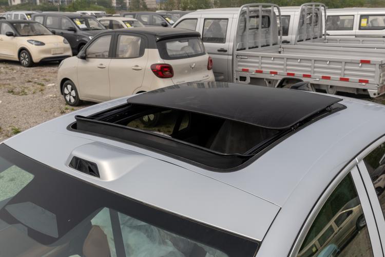BYD Han L EV - фото 14