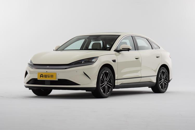BYD Qin L EV - фото 1