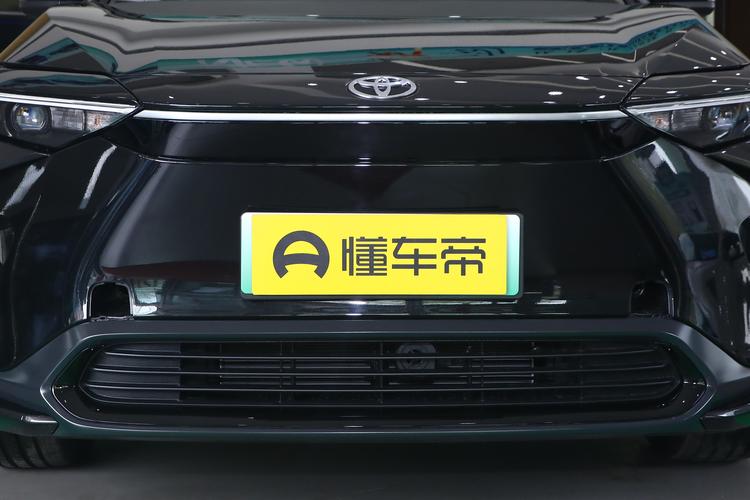 Toyota bZ4X - фото 10