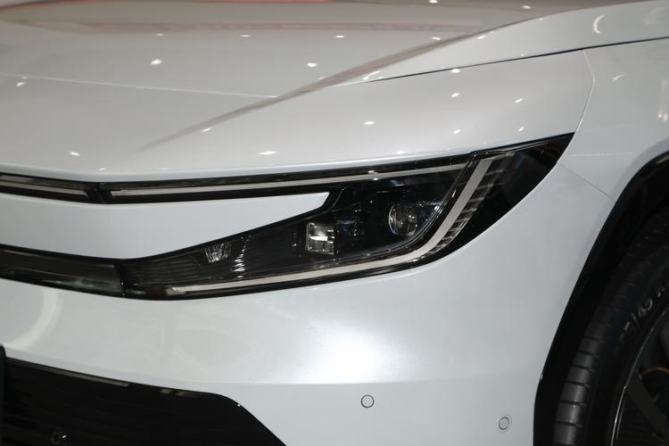 Honda P7 - фото 12