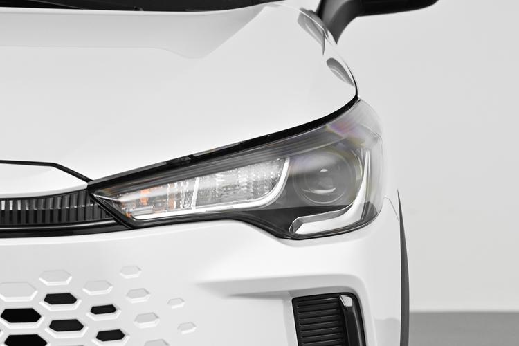 Toyota Corolla Cross - фото 11
