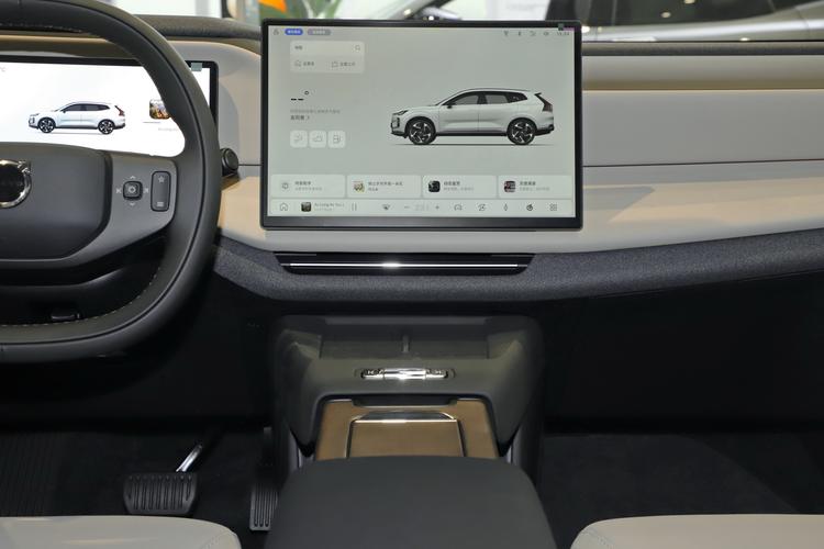 Volvo XC70 - фото 19