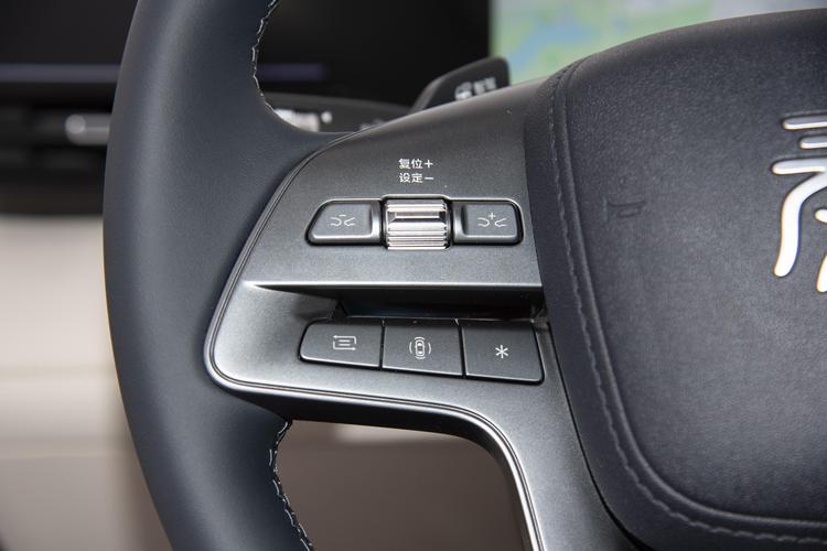 BYD Qin L EV - фото 21