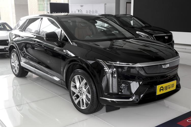 Cadillac Optiq - фото 3