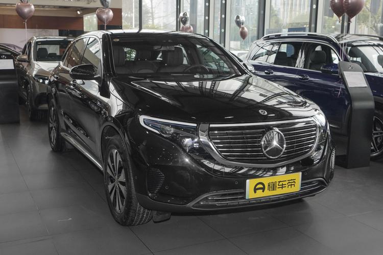 Mercedes-Benz EQC - фото 3