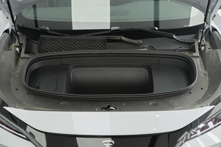BYD Song L EV - фото 15
