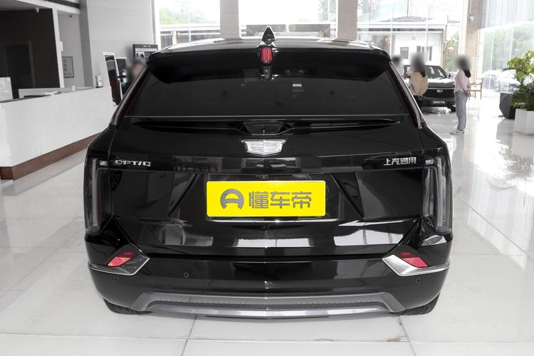 Cadillac Optiq - фото 6