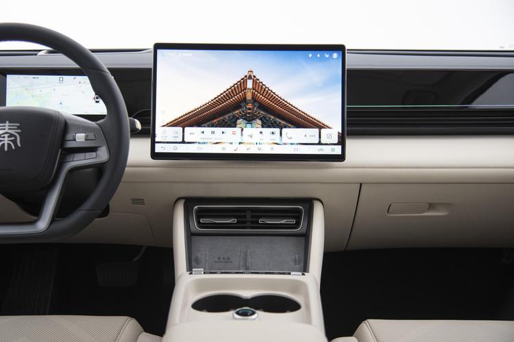 BYD Qin L EV - фото 14