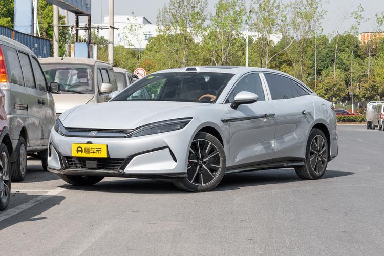 BYD Han L DM - фото 1