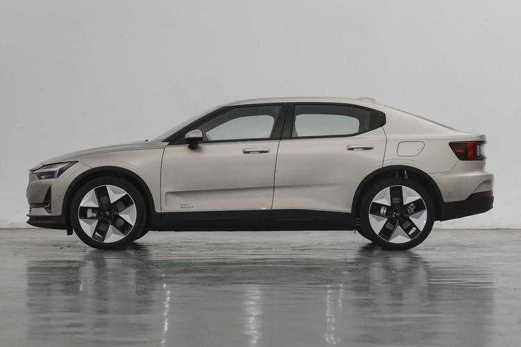 Polestar 2 - фото 4