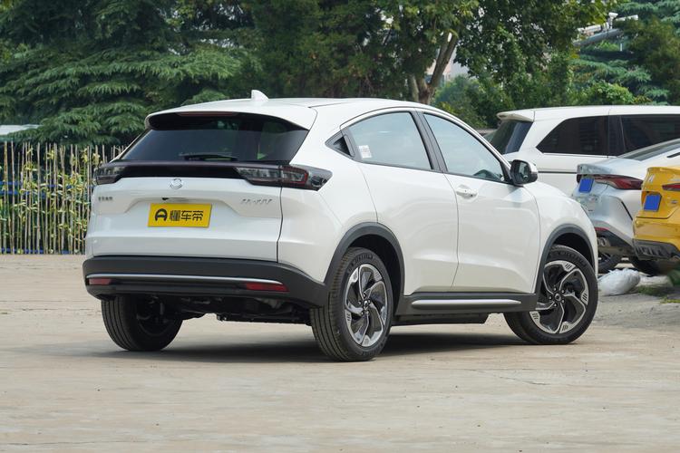 Honda M-NV - фото 7