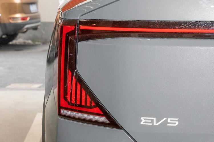 Kia EV5 - фото 13