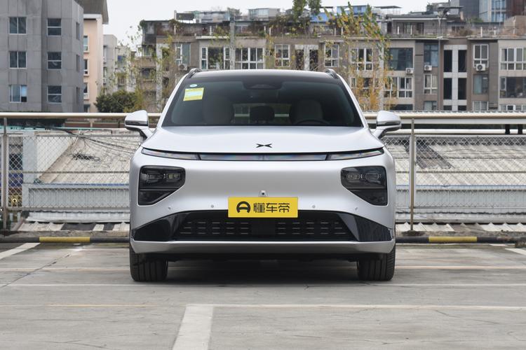 XPENG G9 - фото 2