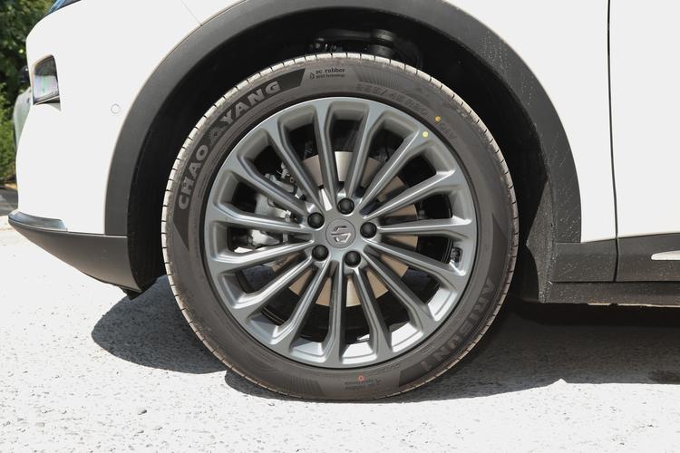 Leapmotor C11 - фото 11