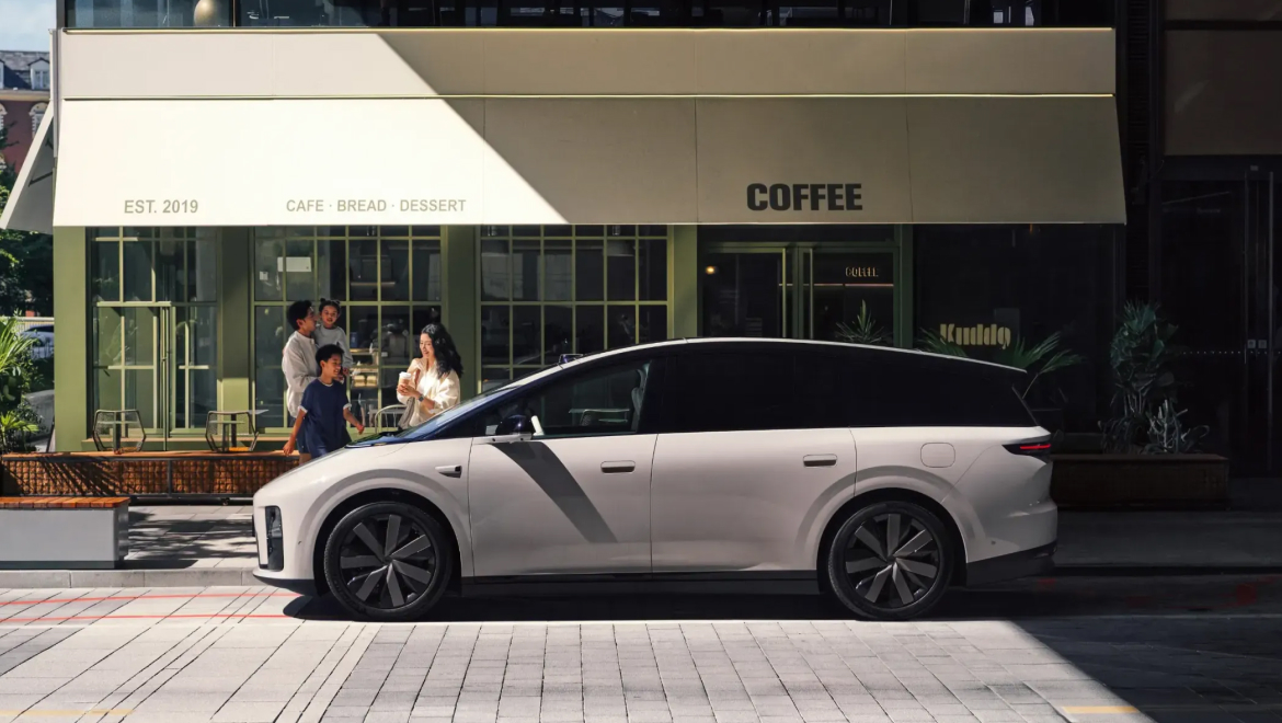 Купити Li Auto i8 в Україні з Energy Hub