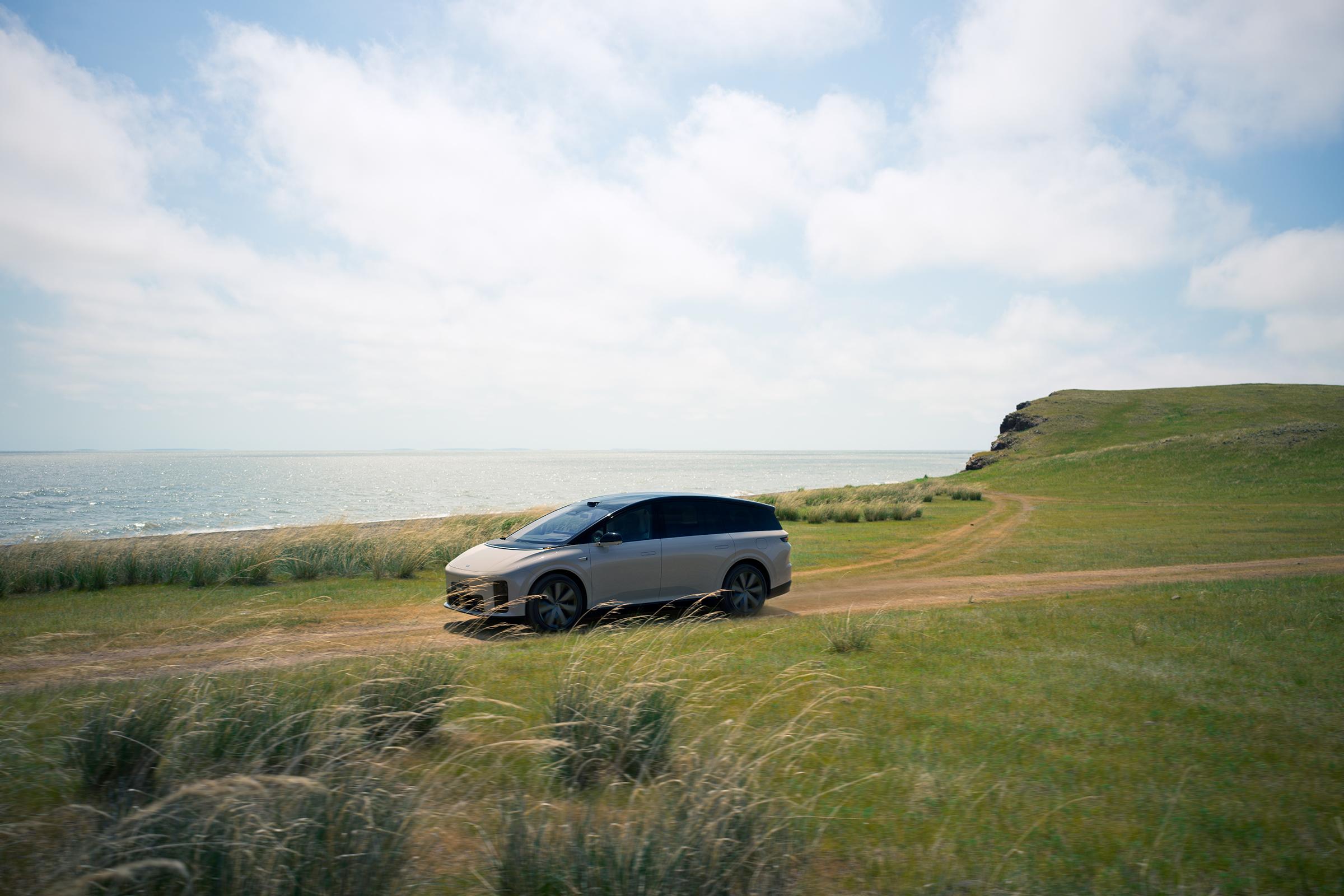 Li Auto i8