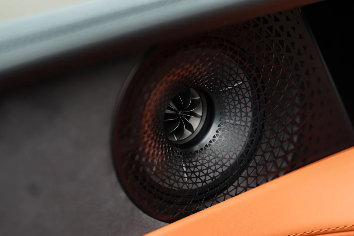 Аудіосистема KEF