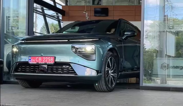 Xpeng G9